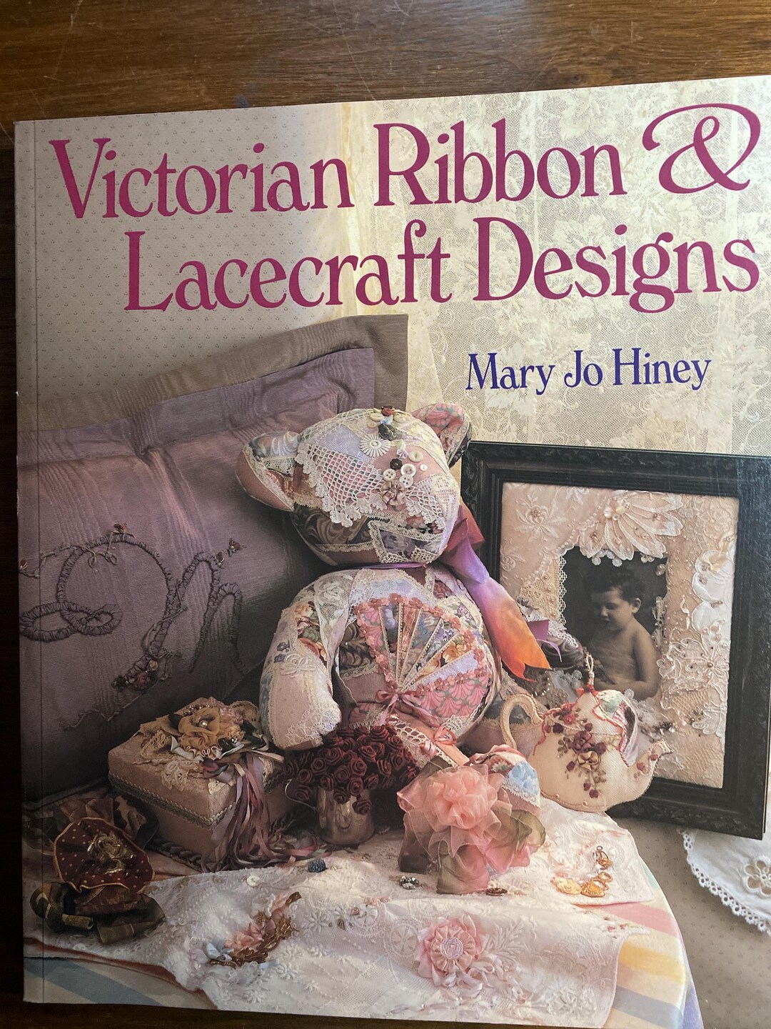 Ekt Ribbon Victorian Ribbon & Lacecraft Designs - Silk Ribbon Embroideryguide ...