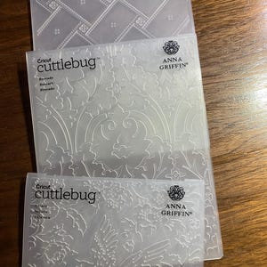 Anna Griffin Circuit Cuttlebug Embossing Folder Dekorativ plockning: Voljär, Brokad, Matelasse 10,5 x 14,5 cm papperspyssel korttillverkning