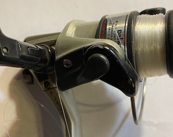 Vintage Angeln Reel Daiwa Kugel Lager 1500 B (Regal) lange Guss - Gyro Spin - Chrom mit alter Linie - schöne Bedingung - Angelausrüstung -