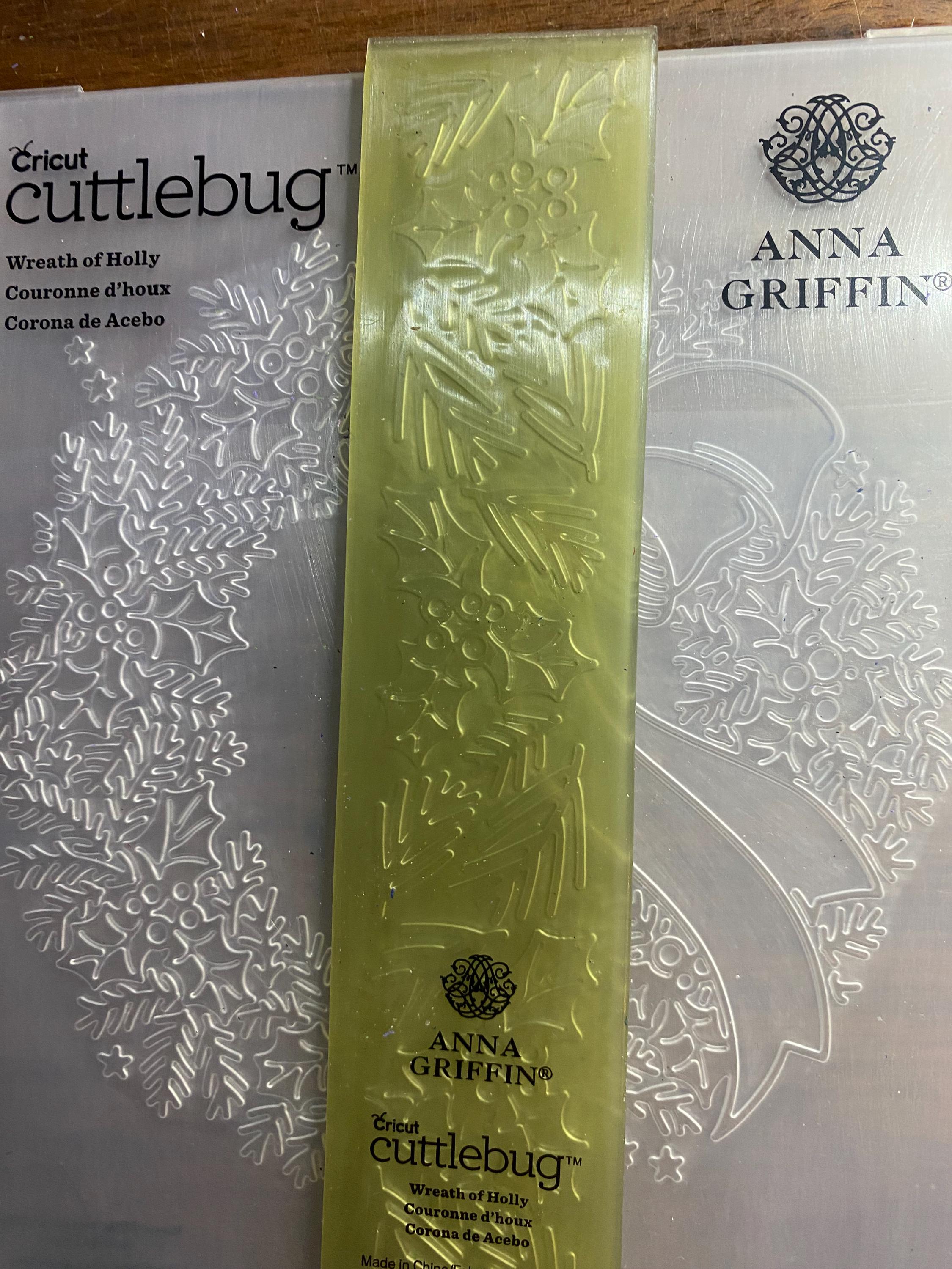 Anna Griffin Circuit Cuttlebug Embossing Folder Christmas Pick
