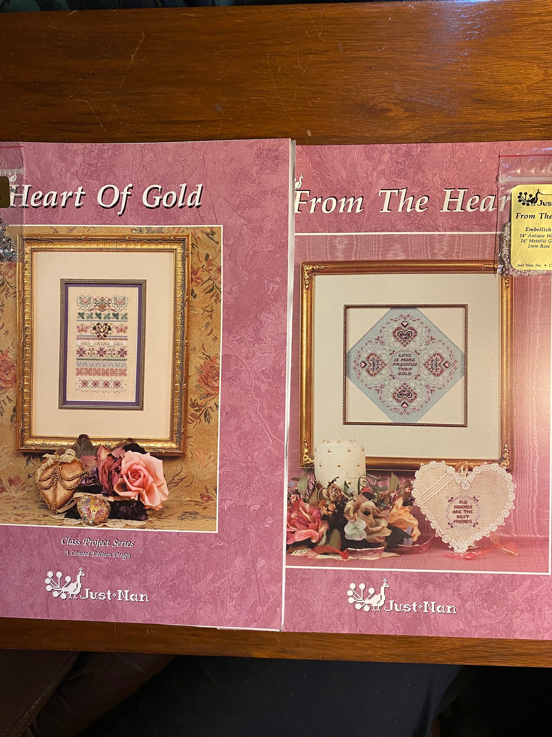 ★SAINT JAMES★ Petit Coeur (002) Heart Samplers With Charms & Bead Embellishments - Cross