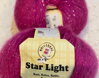 Starlight - Color 104 Rosa intenso con destellos plateados - Hilo para crochet o tejido - 50 g 300 yardas - Nuevo - Universal Yarn
