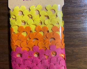 Ruban adhésif Rick Rack en feutre multicolore 3 m - Fleurs 2,5 cm - Idéal pour les déguisements - Scrapbooking, etc.