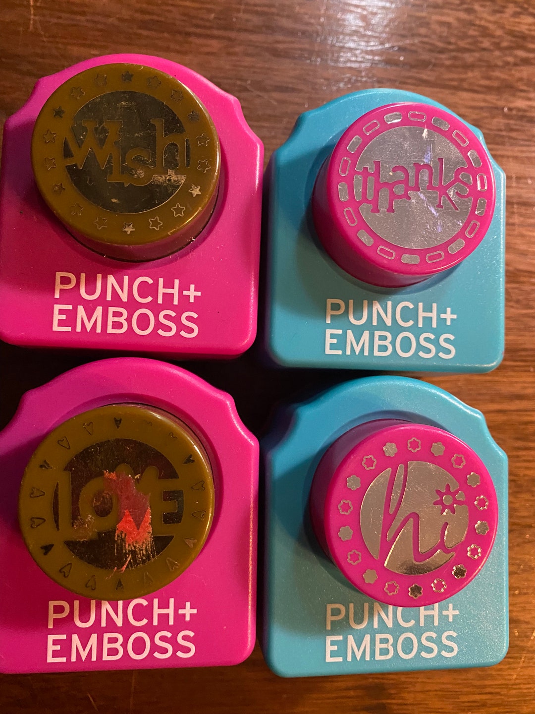 Word Punch Emboss Choose Hi, Love, Wish or Thanks Page / Paper / Punch