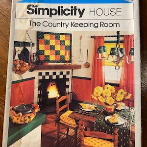 Pillows, Table Runner, Napkins, Curtains, Casserole Cozy,  7 Pattern Cards - Simplicity House 113 - Kitchen Home Decoration - 1979