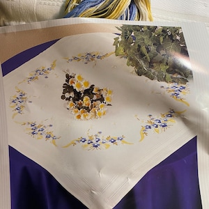 Table Cloth Embroidery Kit  (31&quot; x 31&quot; cm)   Stamped  Embroidery - Flowers - Lady Stick Tablecloth - Needlework