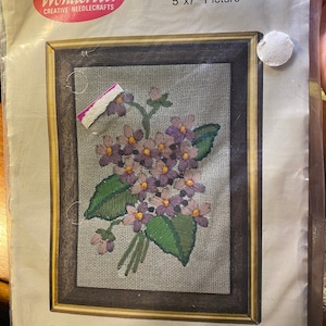 Violets - Wonder Art Stitchery Stamped Crewel Embroidery Kit - 05010 Stitching Kit 5&quot; x 7&quot; - Picture or pillow - unopened