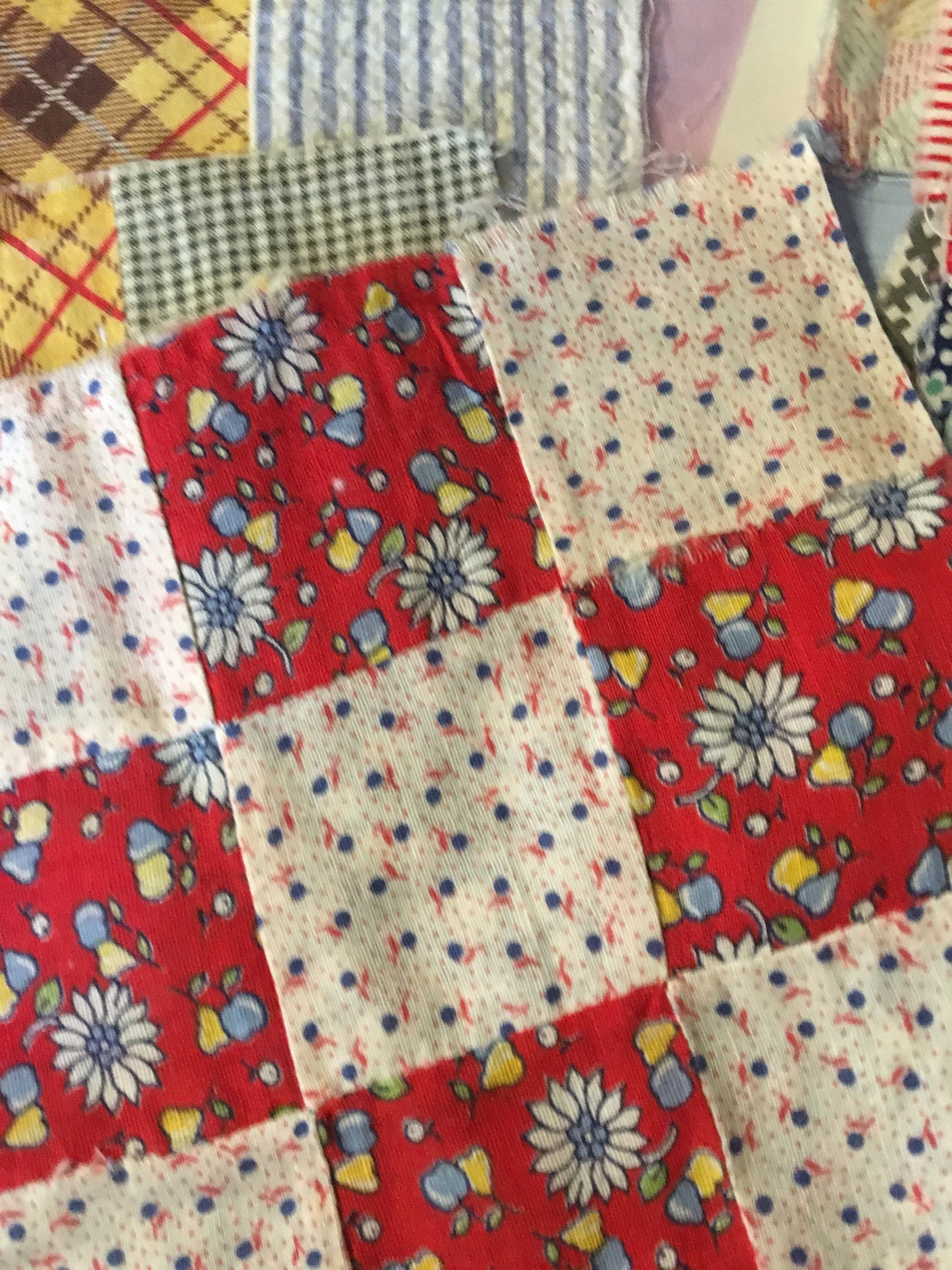Lot De 43 Blocs De Patchwork Vintage - Pièces Cousues Main - Environ 2 Lbs