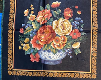 Tela para almohadas en tonos negros con flores otoñales, PANEL, 1 - 15" x 15", lista para coser, rellenar y disfrutar (almohada, apliques, acolchado)