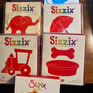 Formas a elegir: Animales, trenes, etc. Sizzix para máquina de rodillos Provo Craft - Impresión de manualidades con papel / Fabricación de tarjetas - Red Die Originals / Bigz