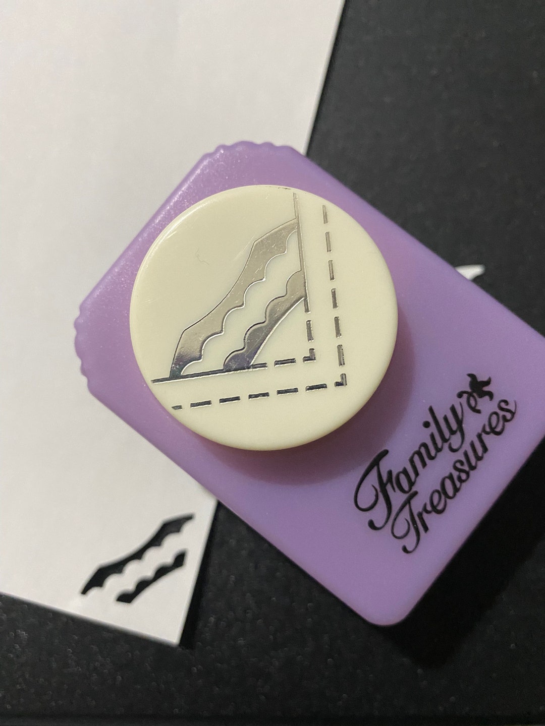 Corner Punch With Waves Shapes Page / Paper Edge Punch Frame Etsy