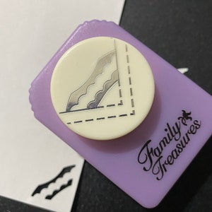 Corner Punch with Waves Shapes Page / Paper Edge Punch Frame  Paper cutter Crafting - Decoupage, Scrapbooking, photo album