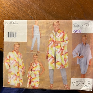 Oscar de la Renta - Dress Jacket Top Skirt & Pants Vogue American Designer 2094 Pattern (uncut) Size 8 - 10 - 12 (Designer Original) Misses