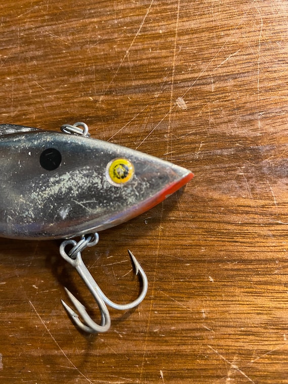 Vintage Fishing Lure Silver Chrome W/ Black Back Minnow Nice Condition Fishing  Gear might Be Rapal a Rattlin N Rap 3 -  Canada