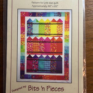 Crayons Crib Quilt  - Block Pattern - Julia Hale - Bits n Pieces  140   - Pieced and Appliquéd - Size 46" x 62"