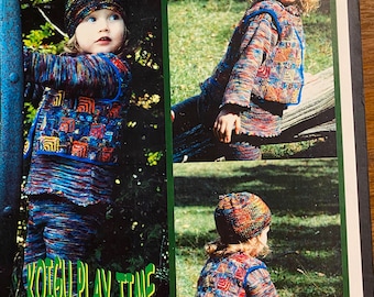 Koigu Play Time Knitting para niños tallas 2 a 6 años - Suéteres lindos, sombreros de pantalón - Patrones de tejer / Instrucciones - Tejer pequeños bloques cuadrados