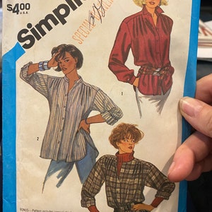 Blus/skjorta för kvinnor Simplicity 6600 Mönsterstorlek 14 - 1984 - Knappknäppning fram - Grundmönster