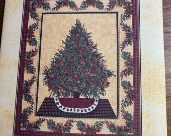 Pine Garland Quilt Block - Karen Montgomery -   Christmas Season Designs -  Pattern
