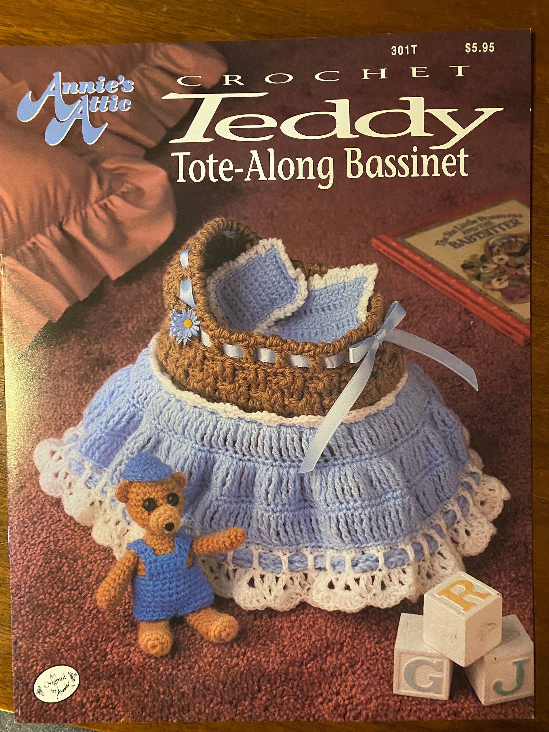 Crocheted Mini Teddy Bear (with Outfits) and Tote Along Bassinet - Annie's Attic 301T - 1991 -  Designs | Pattern | Directions