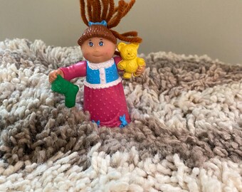 Miniaturowa/mała lalka dla dzieci Noc przed Bożym Narodzeniem z kapusty - lata 80. - wysokość 3" - plastik - samostojąca