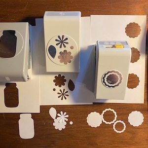 Escolha de sucesso EK: Jarra - Flor - Círculo de vieira - Página / Borda de papel / Perfurador - cortador Ferramenta de artesanato - Decoupage, Scrapbooking, álbum de fotos