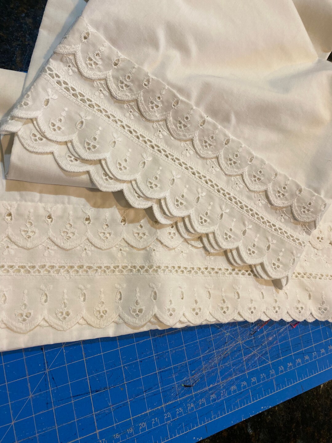 Set of 2 White on White Eyelet Lace Edge Pillow Case Vintage Etsy