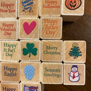 A Year of Holidays Hero Arts - 17 Gummi Stempel Block Set - Weihnachten Neujahr 4th Saint Patricks 2004 - Papierherstellung, Druckherstellung, Kartengestaltung,