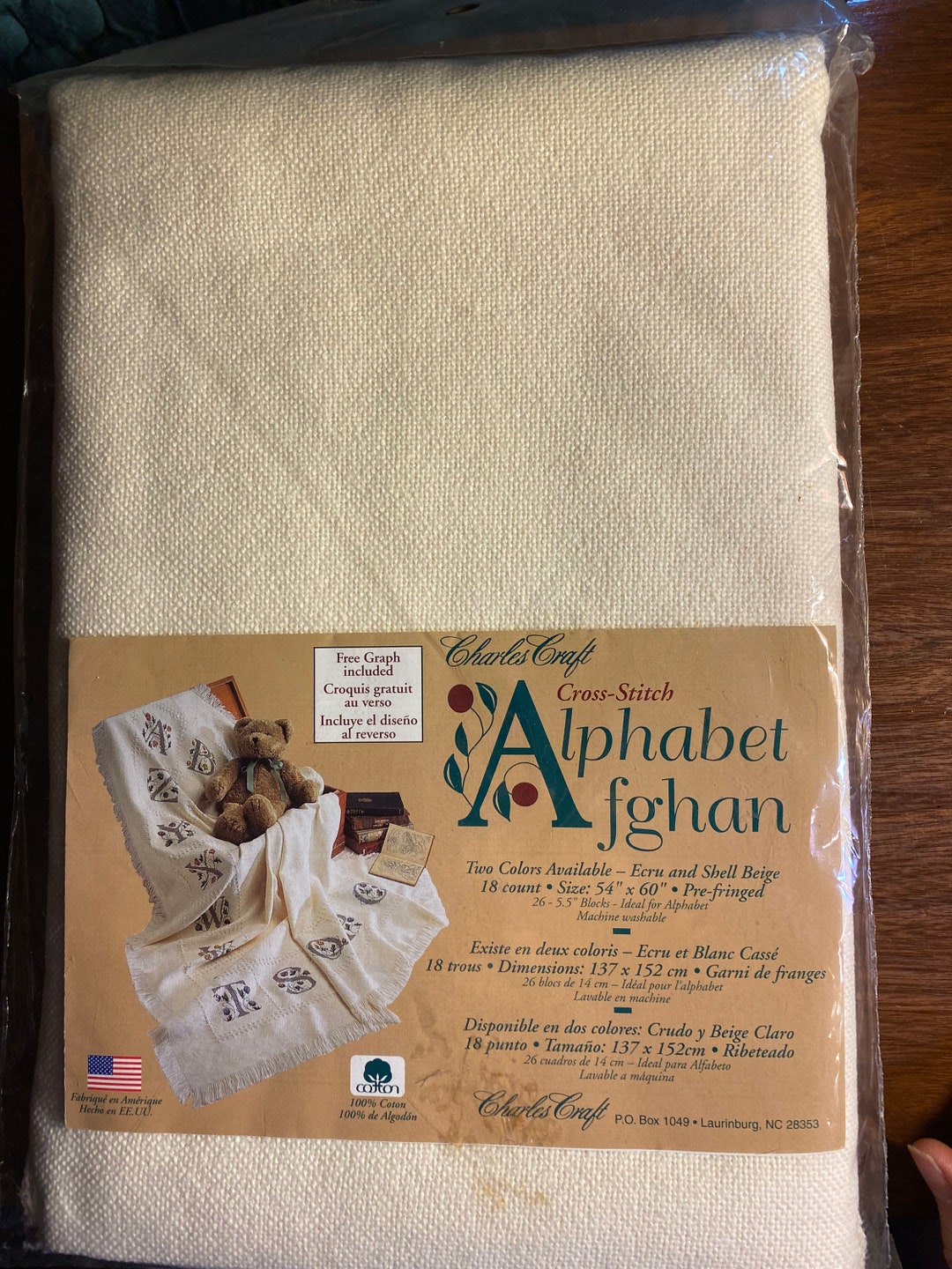 Charles Craft / Anne Cloth / Afghan Blanket Needlework Fabric Quilt to