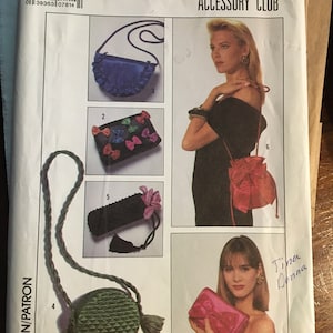 Set of Bags / Purses / Clutch / Drawstring Bag / Bow Purse Simplicity 8938 Pattern (cut)