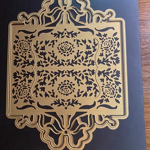 Matriz de laços e videiras para cartões pop-out - matrizes de metal para artesanato em papel, impressão, criação de cartões - Anna Griffin -