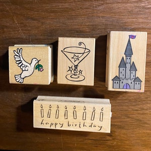 Bloques de sellos de goma - Elija: Feliz cumpleaños, Martini, Paloma de la Paz o Castillo de la Princesa - papel de fabricación de tarjetas de impresión que son ideales para los niños
