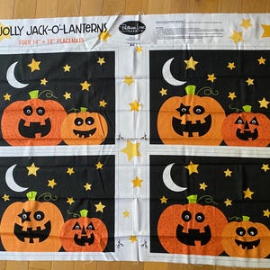 Halloween Jolly Jack-O-Lanerns Stoffpanel, 4 Tischsets 14 &quot;x 18&quot; Fertig Sew Fun Kürbis - Kissen, Quilt, Tasche etc. - Patrick Lose