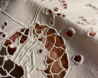 2 CLOTH LINEN Cloth / Handkerchief / Napkin /  Doily - Finished edge - White on White Cut work Queen - 14" x 14"