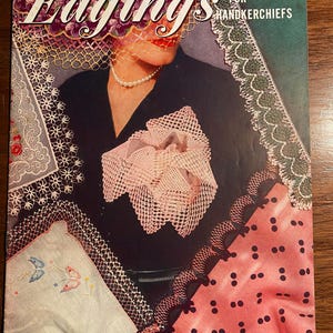 Coats & Clark&#39;s Edgings for Handkerchiefs Decorative Crochet - Booklet 271 - 1951 - Designs, Patterns, Techniques, Instructions