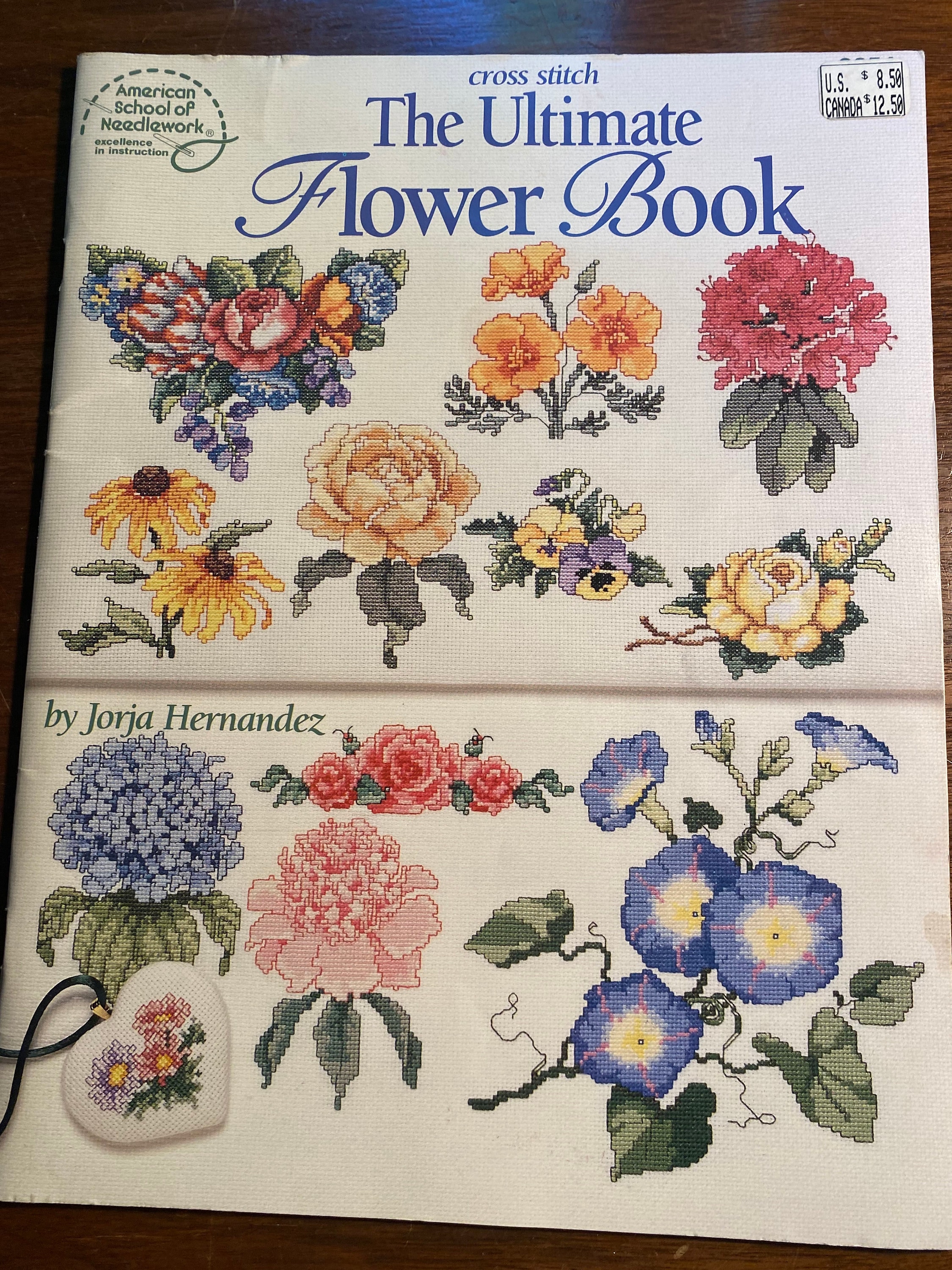 Ultimate Floral CROSS STITCH/クロスステッチ il_fullxfull.6099261153_nho0.jpg