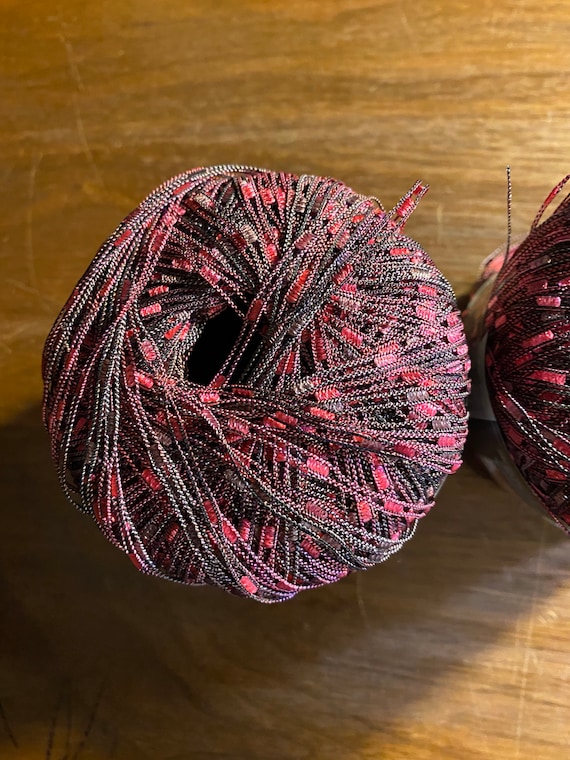 【ё BIOTOP】ribbon yarn knit Bernat Matrix Yarn Ribbon for Knitting and Crochet - Web Wines