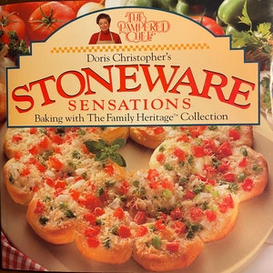 Stoneware Sensations - Pampered Chef - Doris Christopher - 1997 -  CookBook  Recipes Clay -  Fish Chicken Vegetables etc Healthy cooking