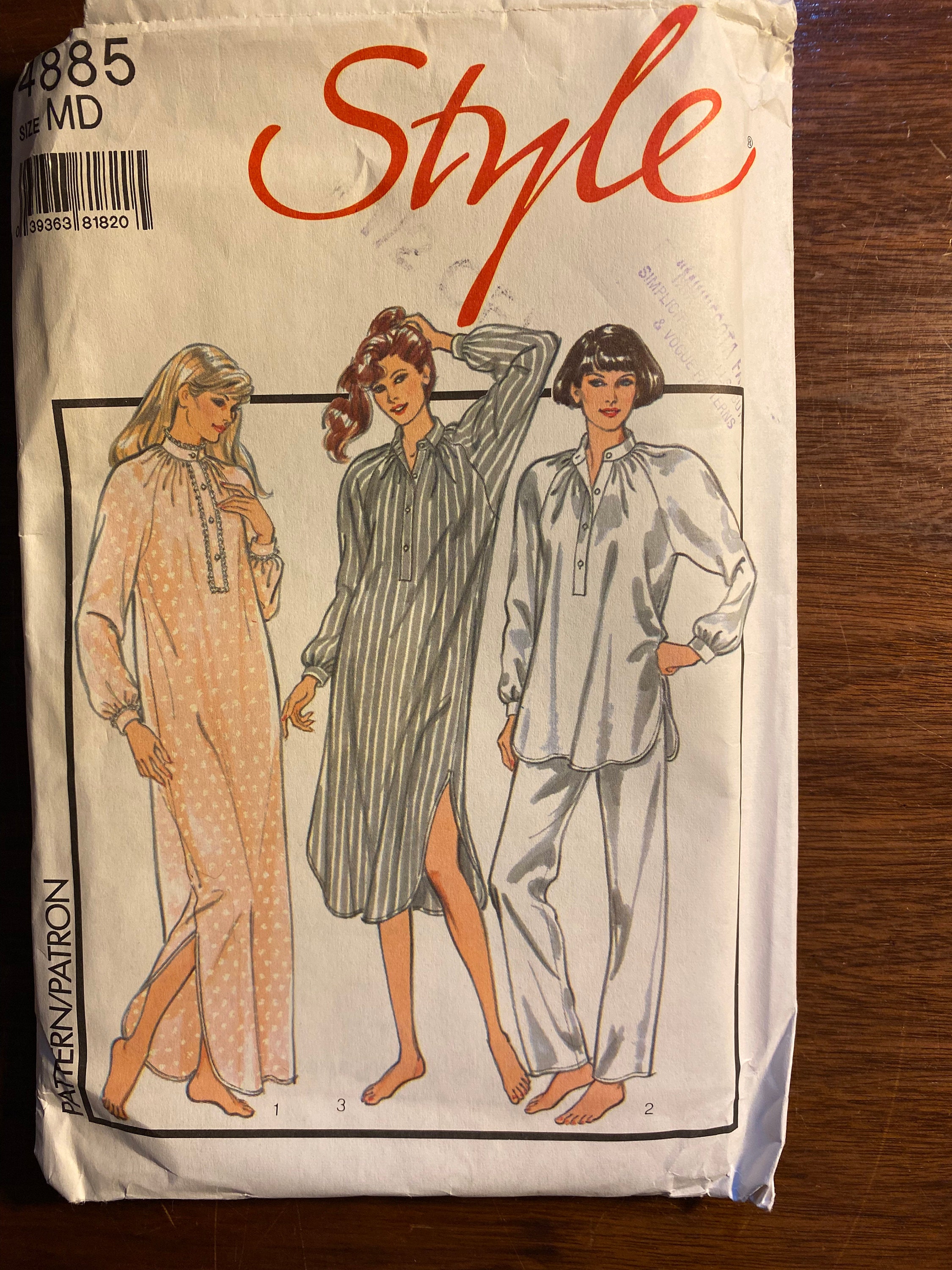 Shirt / Nightgown / Pajamas 