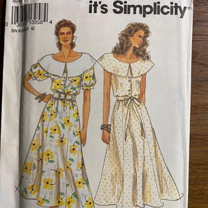 Enkel utsvängd klänning för kvinnor, fodral/shift, Simplicity 8375 mönster (oklippt), enkel sömnad, storlek 8 till 18 - 1993