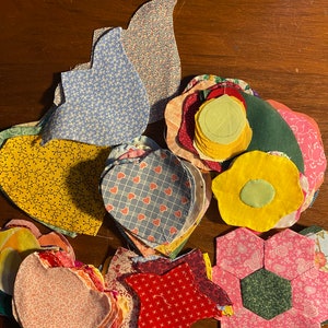 Appliqué Pieces To Use in Your Projects Choose: Hearts, Flowers or Hexagons in various colors