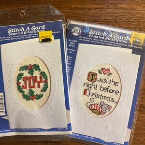 Kit de punto de cruz contado con tarjeta de Navidad: 1 tarjeta, Needlemagic, Inc - Elija Joy o Twas Night - 4" x 5"