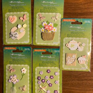Embellissements de scrapbooking - Choisissez des cœurs, des fleurs, des papillons - Scrap-booking, Créations en papier, Album photo, Journaux, etc.