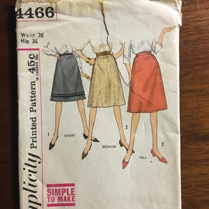 Misses / Women&#39;s SKIRT Classic A shape Flared Simplicity Vintage #4466 Pattern (cut)  Easy Simple Sew  Waist 26 &quot; Hip 36&quot; From the 1980&#39;s