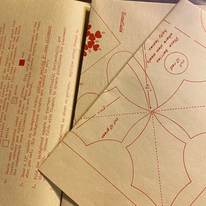 Pieced Quilt Tree Skirt Holiday Christmas decorating Pattern (Uncut) - Christmas Elegance - 1996 - 44&quot; Pieced Quilted