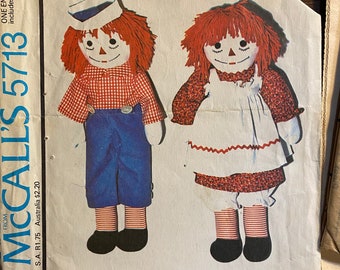 Soft Cloth Dolls - Raggedy Ann & Raggedy Andy to sew McCall's # 5713 Vintage Pattern (uncut) 1977