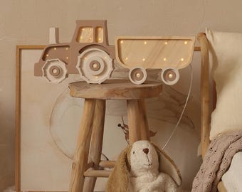 Little Lights Wooden Tractor Lamp – Handmade LED Night Light for Kids – Farm Room Decor – Rustic Nursery Gift – Boys Room Lighting