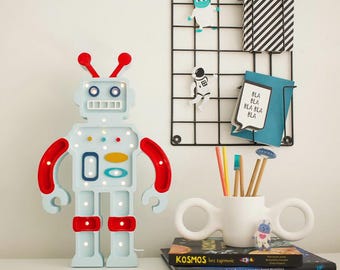 Little Lights Wooden Robot Lamp – Handmade LED Night Light for Kids – Retro Nursery Decor – Gift for Boys & Girls – Sci-Fi Room Accent