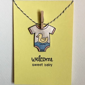 Cartão de chá de bebê - Novo cartão de bebê - Cartão único - Cartão de luxo - Cartão exclusivo - Cartão Onesie de patinho