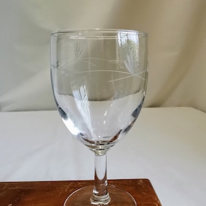 Vintage Small Wine Glass/Cordial Glass-Etched Glass