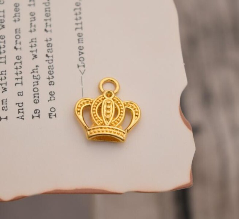 20 crown charms gold crown charm pendants Etsy